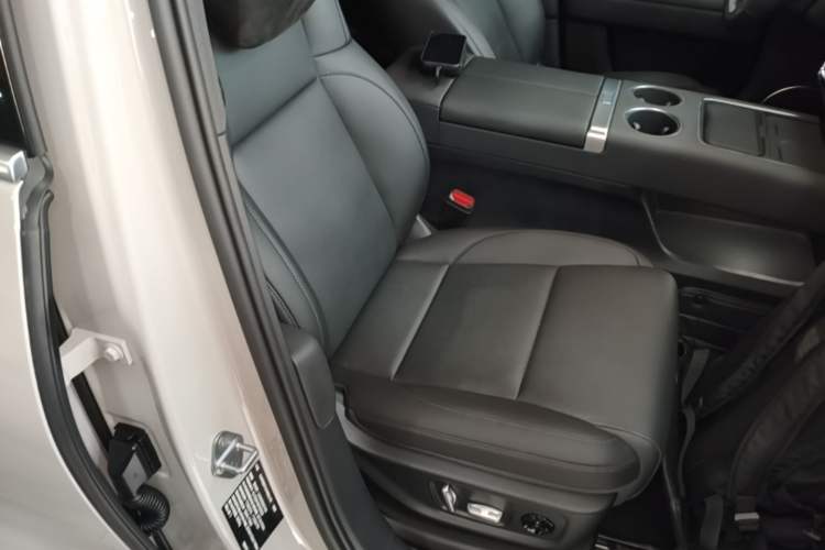 Used Li Auto L6 2024 Pro Model Right Front Seat