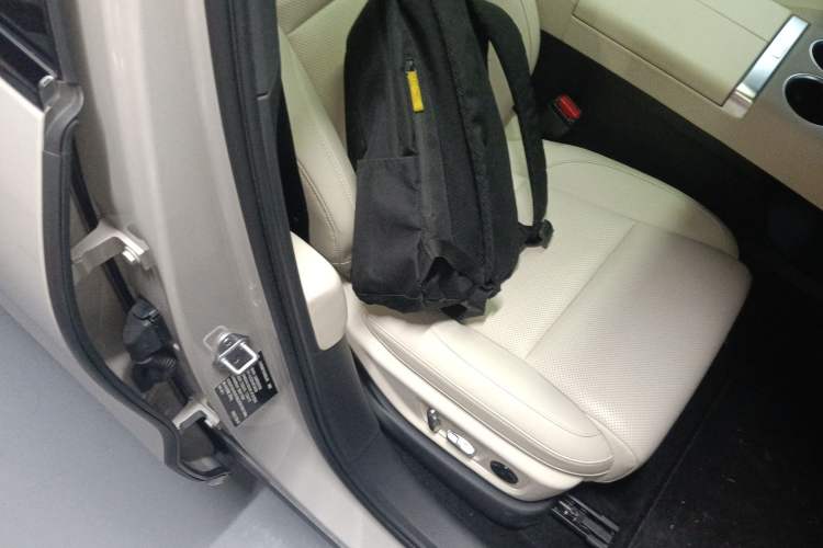 Used Li Auto L6 2024 Max Right Front Seat