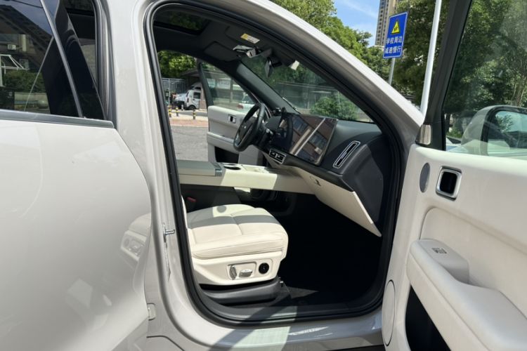 Used Li Auto L6 2024 Max Right Front Seat