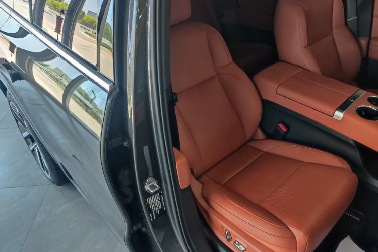Used Li Auto L6 2024 Pro Model Right Front Seat