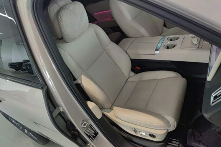 Used Li Auto L6 2024 Pro Model Right Front Seat