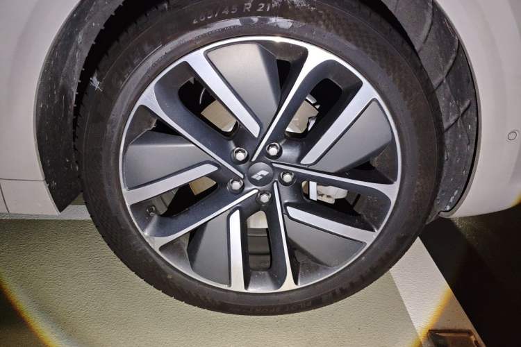 Used Li Auto L6 2024 Max Right Front Wheel Hub