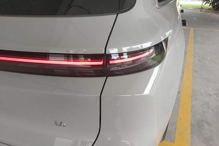 Used Li Auto L6 2024 Max Right Rear Taillight