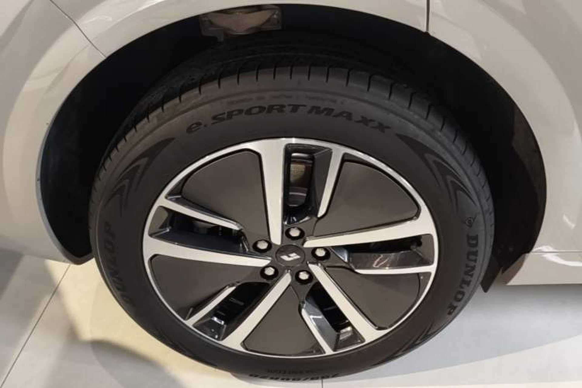Used Li Auto L6 2024 Pro Model Right Rear Wheel Hub