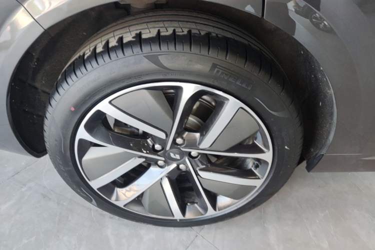 Used Li Auto L6 2024 Pro Model Right Rear Wheel Hub