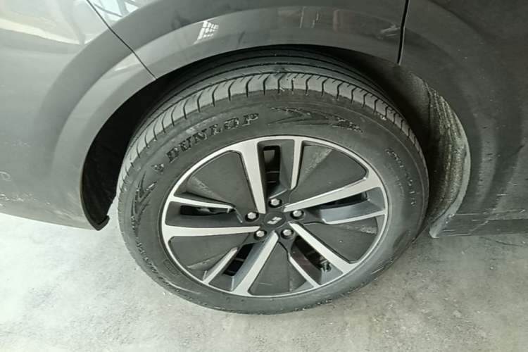 Used Li Auto L6 2024 Max Right Rear Wheel Hub