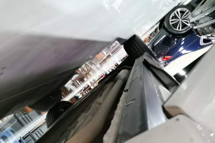 Used Li Auto L6 2024 Pro Model Right Side Sill