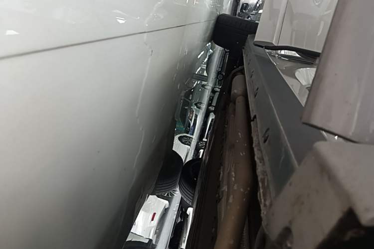 Used Li Auto L6 2024 Pro Model Right Side Sill