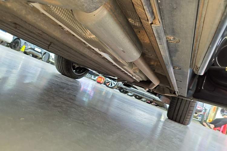 Used Li Auto L6 2024 Pro Model Right Side Sill