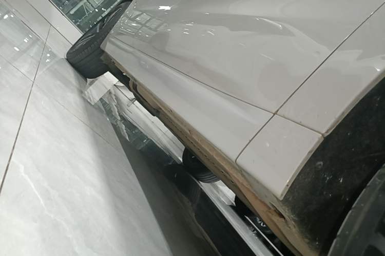 Used Li Auto L6 2024 Pro Model Right Side Sill