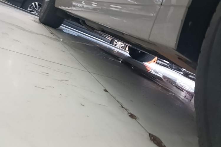 Used Li Auto L6 2024 Pro Model Right Side Sill