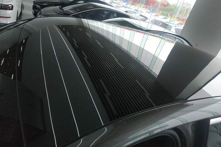Used Li Auto L6 2024 Pro Model Roof