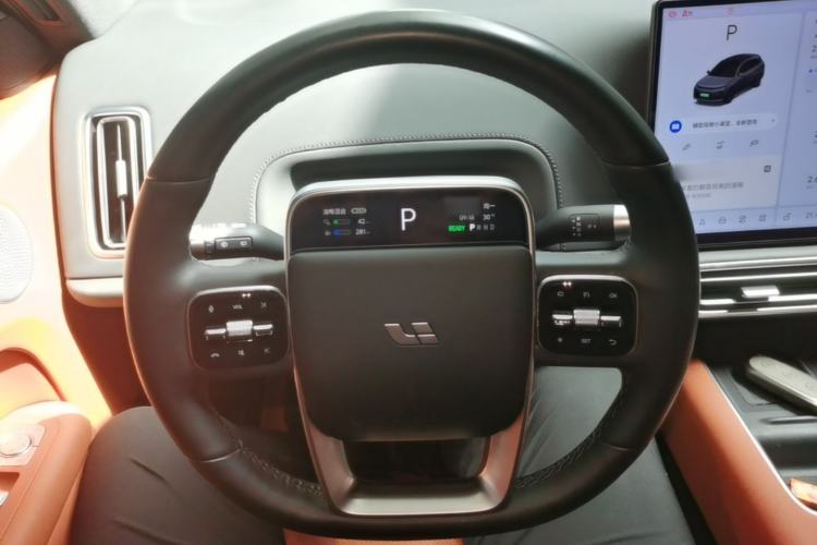 Used Li Auto L6 2024 Pro Model Steering Wheel