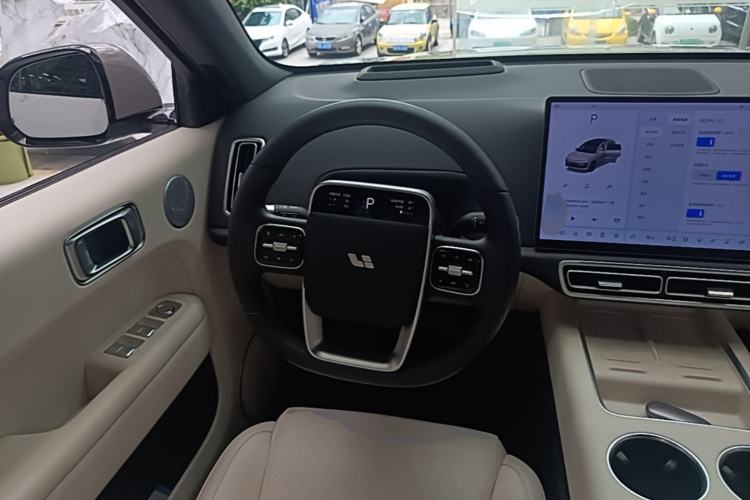 Used Li Auto L6 2024 Pro Model Steering Wheel