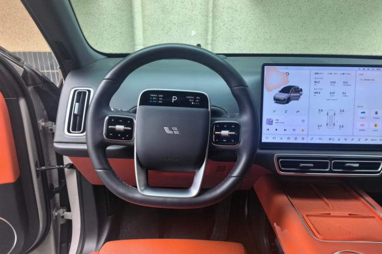 Used Li Auto L6 2024 Pro Model Steering Wheel
