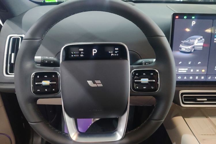 Used Li Auto L6 2024 Pro Model Steering Wheel