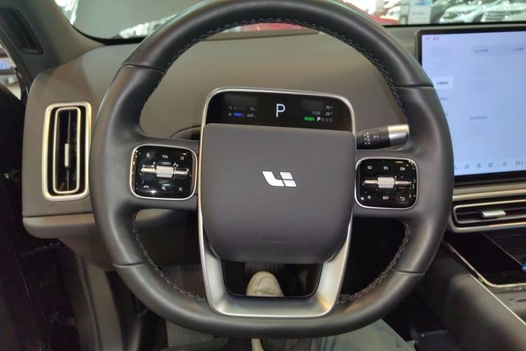 Used Li Auto L6 2024 Pro Model Steering Wheel