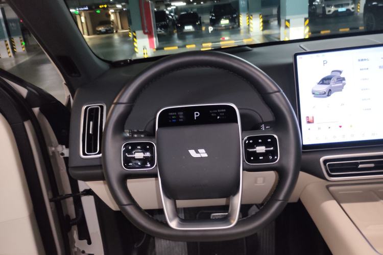 Used Li Auto L6 2024 Max Steering Wheel