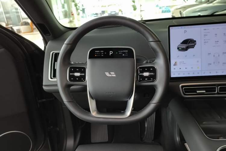 Used Li Auto L6 2024 Pro Model Steering Wheel
