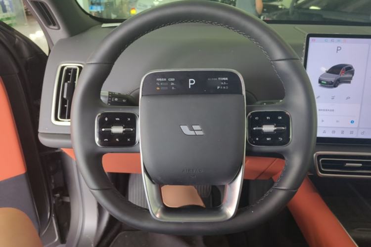 Used Li Auto L6 2024 Pro Model Steering Wheel