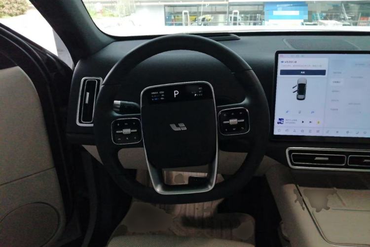 Used Li Auto L6 2024 Max Steering Wheel