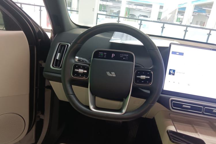 Used Li Auto L6 2024 Max Steering Wheel