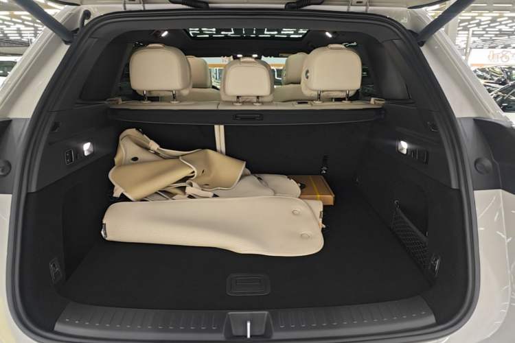 Used Li Auto L6 2024 Max Trunk