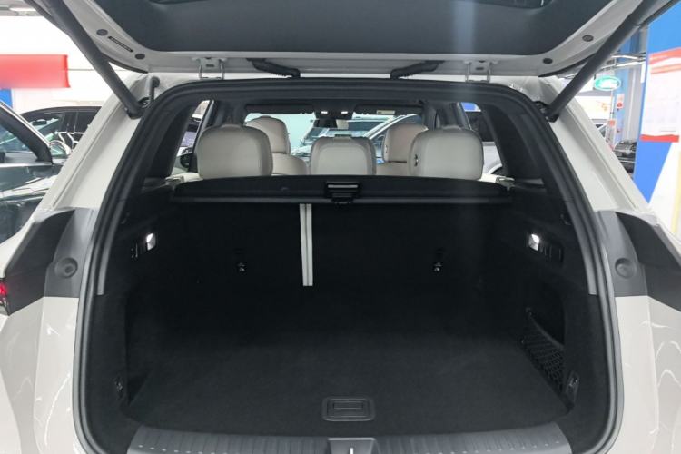 Used Li Auto L6 2024 Pro Model Trunk