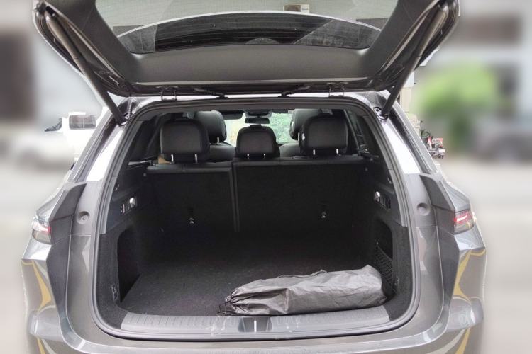 Used Li Auto L6 2024 Pro Model Trunk