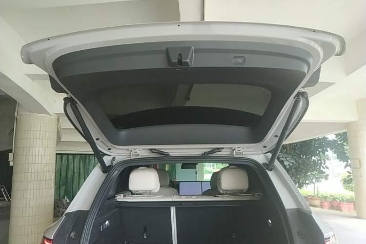 Used Li Auto L6 2024 Max Trunk