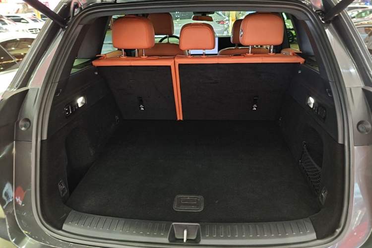 Used Li Auto L6 2024 Pro Model Trunk