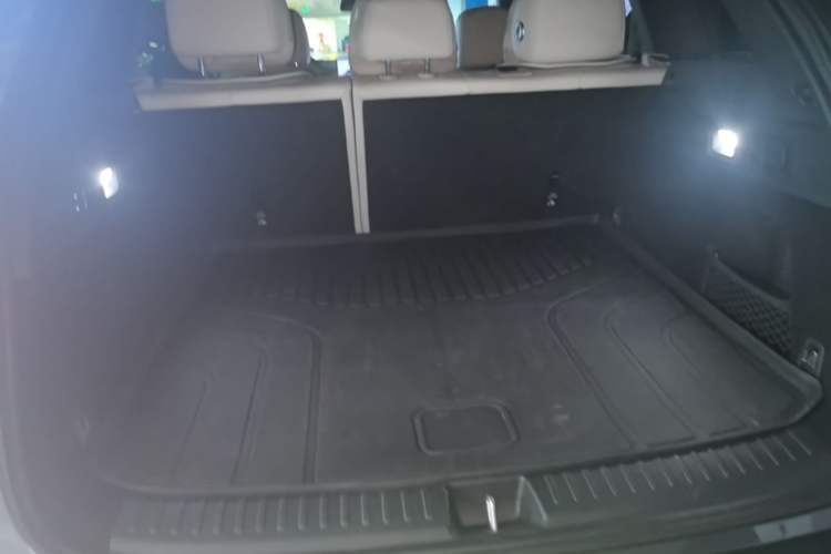 Used Li Auto L6 2024 Pro Model Trunk