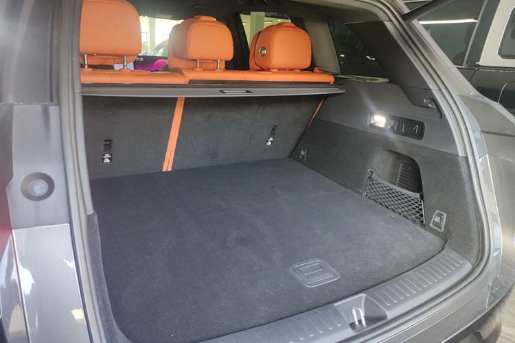 Used Li Auto L6 2024 Pro Model Trunk