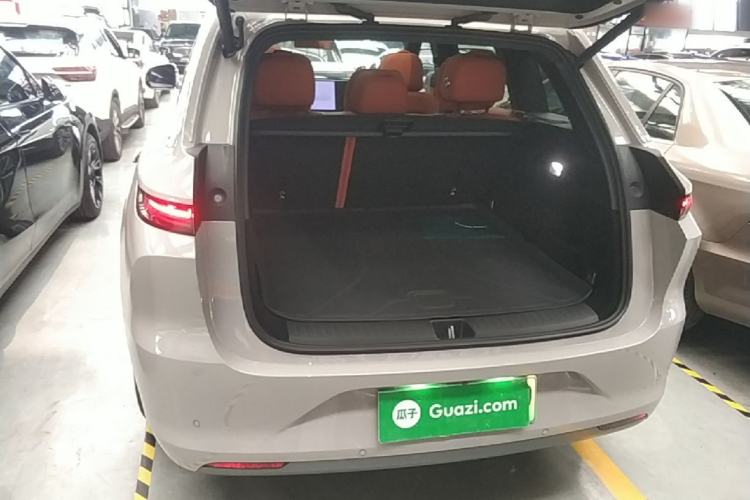 Used Li Auto L6 2024 Pro Model Trunk