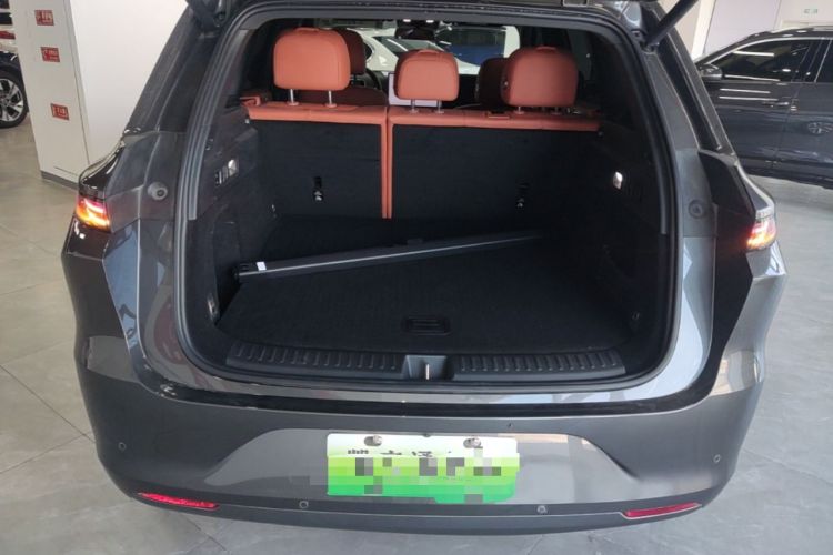 Used Li Auto L6 2024 Pro Model Trunk