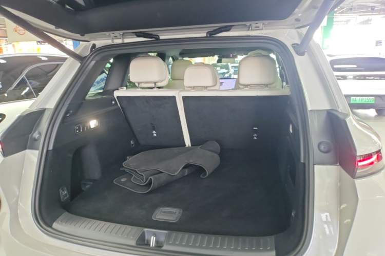 Used Li Auto L6 2024 Max Trunk