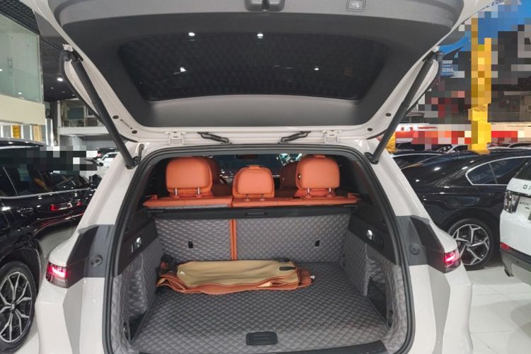 Used Li Auto L6 2024 Pro Model Trunk