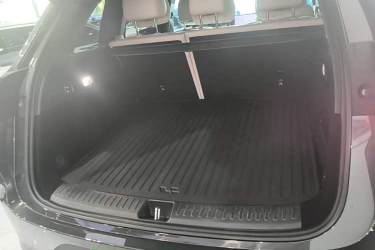 Used Li Auto L6 2024 Max Trunk