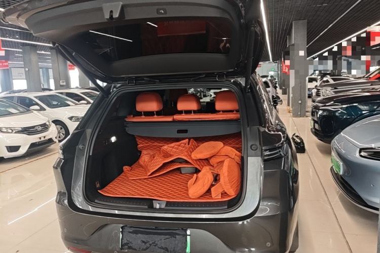 Used Li Auto L6 2024 Max Trunk