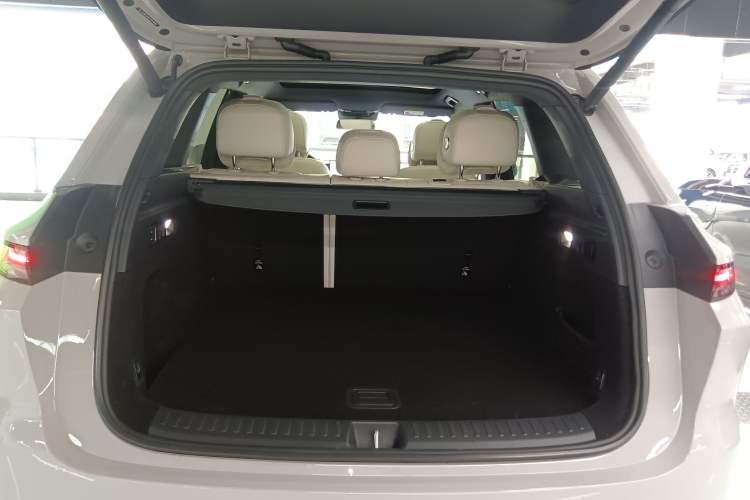 Used Li Auto L6 2024 Max Trunk