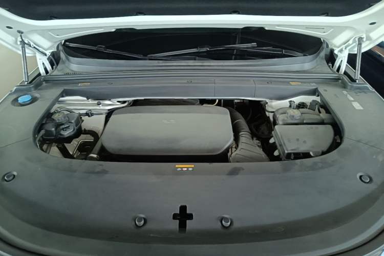 Used Li Auto L6 2024 Pro Model Engine Bay