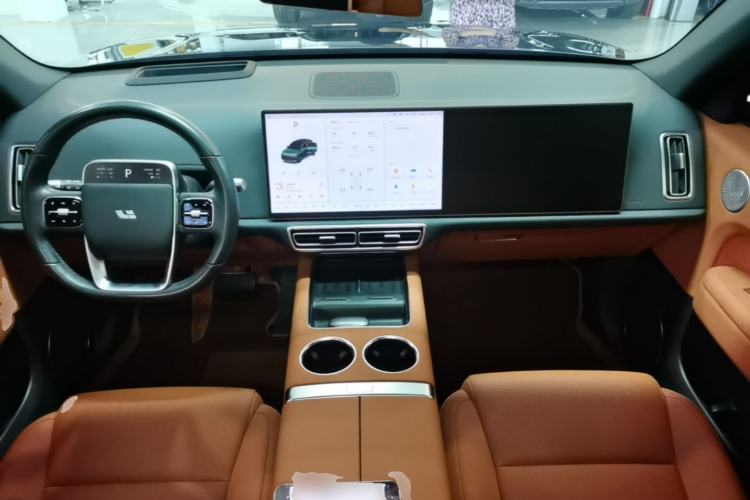 Used Li Auto L6 2024 Max Center Console