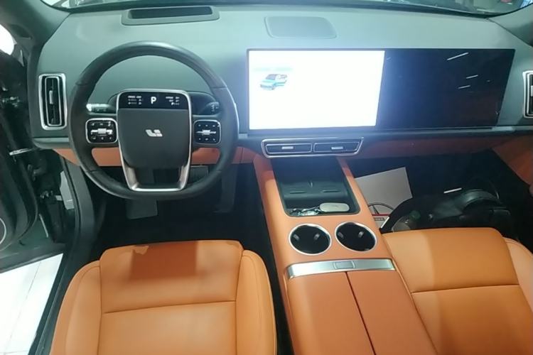 Used Li Auto L6 2024 Pro Model Center Console