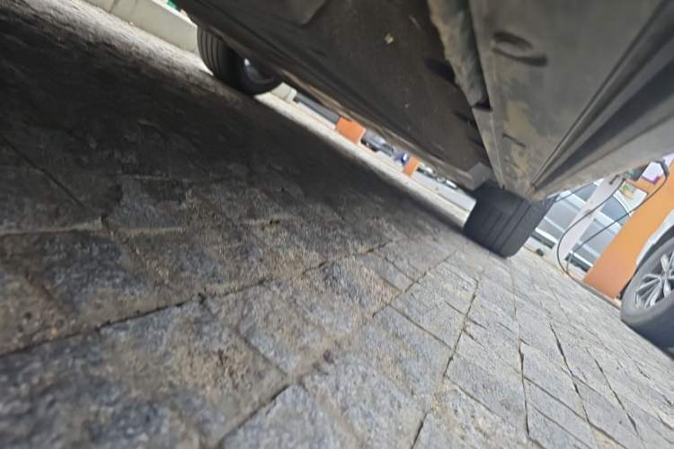 Used Li Auto L6 2024 Pro Model Chassis Front Left