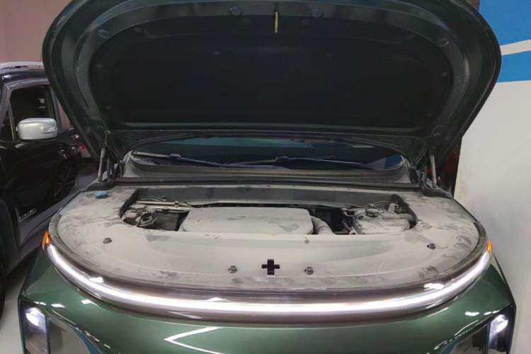 Used Li Auto L6 2024 Pro Model Engine Bay