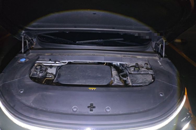 Used Li Auto L6 2024 Max Engine Bay