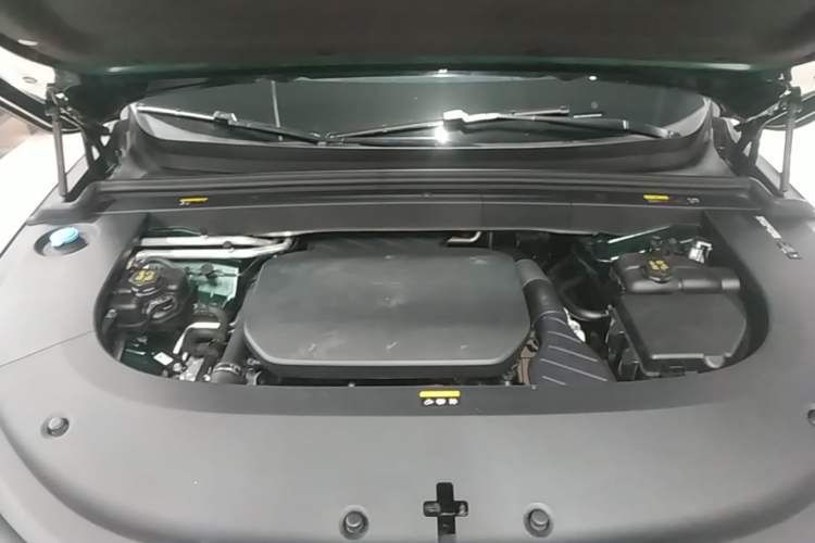 Used Li Auto L6 2024 Pro Model Engine Bay