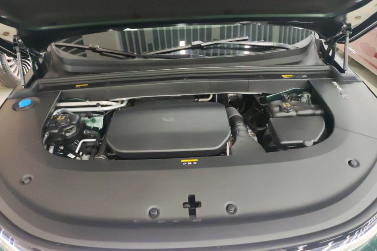 Used Li Auto L6 2024 Pro Model Engine Bay