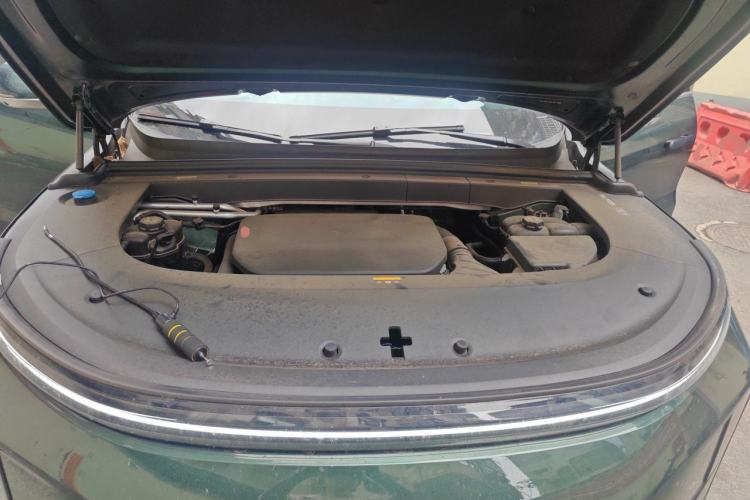 Used Li Auto L6 2024 Pro Model Engine Bay