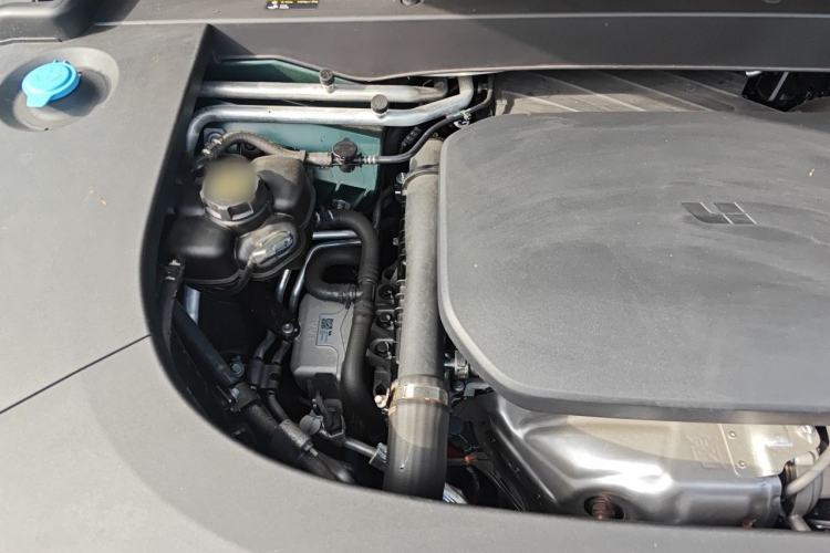Used Li Auto L6 2024 Max Engine Bay Right